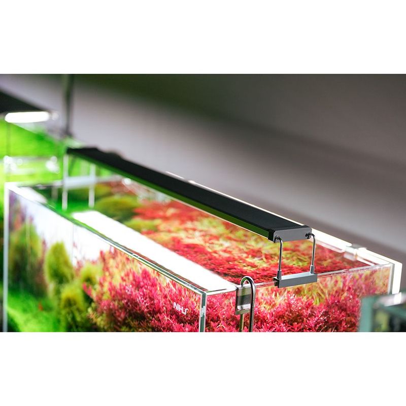 Chihiros B45 45-65 cm LED light with (29W, 1747 lm)